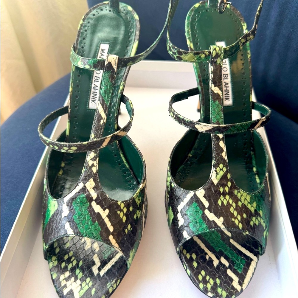 Manolo Blahnik Green python leather Sandals - Picture 3 of 16